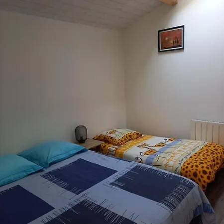 La Teranga Proche La Rochelle Apartament *